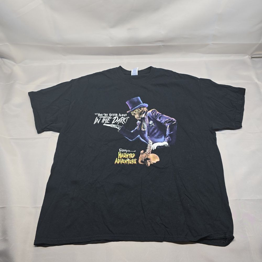 Ripleys‎ Haunted Adventures Shirt Size XL